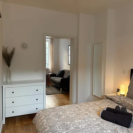 Charmante Altbauwohnung Im Herzen Der Altstadt كوبلنس